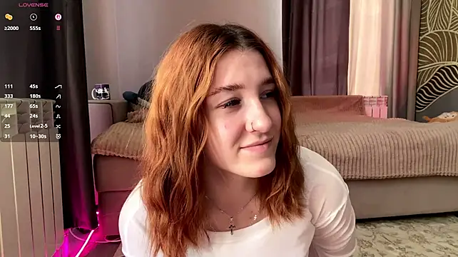 EstefanaBanez - I gently caress my breasts