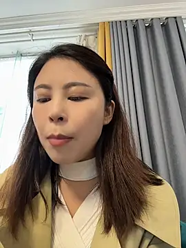 YaoYao8888 - 脱掉内衣直播2分钟