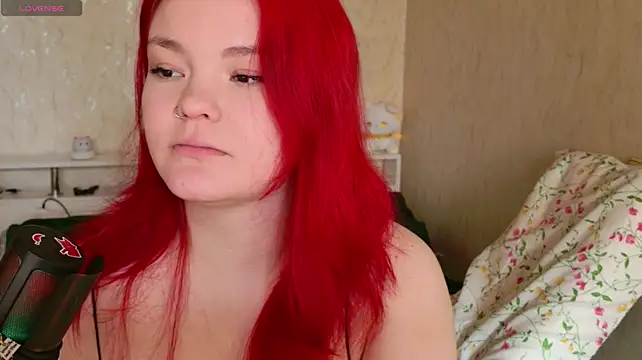 Baby__Fox - play with my nipples