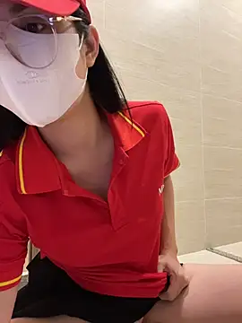 Sneaky_Cumshoot - Masturbating under cashier レジ係の下で自慰行為をする