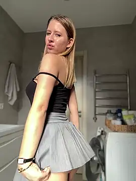 AriNova_ - FINGERING PUSSY+VIDEO FOR THE LAST 2 TIP