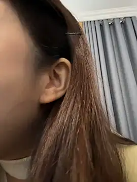 YaoYao8888 - 脱掉内衣直播2分钟