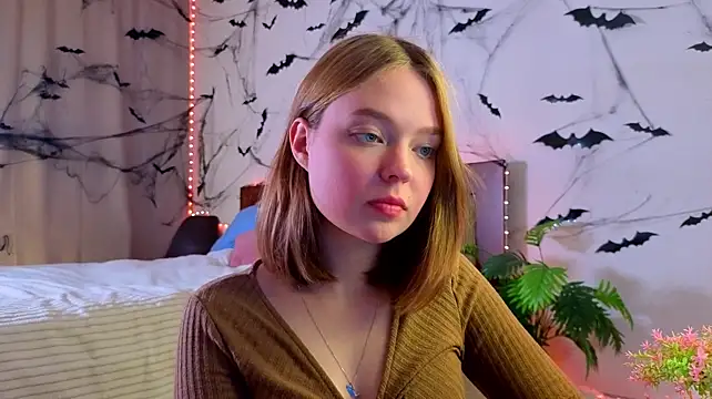LacieEverding - Bite and lick my lip and stare at you
