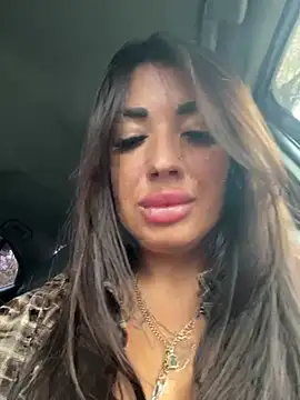 RuslanaXX - Open door and play