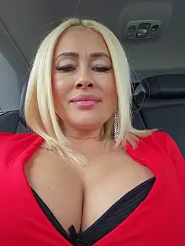 MILFBARBY - Fuck pussy whit dildo