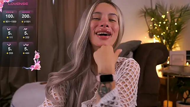 JessicaVersse - Bounce & squeeze my tits 🍒