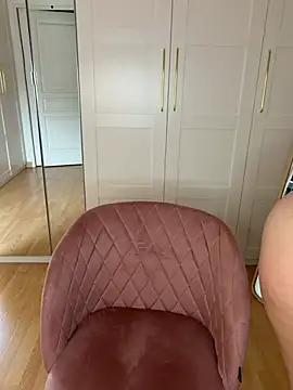 Chloe-ta - SLAP ASS