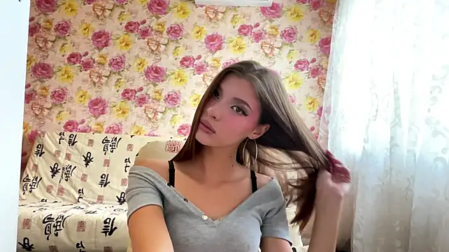 Lerchek_Wia - Show me my bra