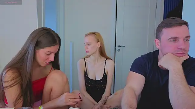 Fcjuicy_pussy - naked girls