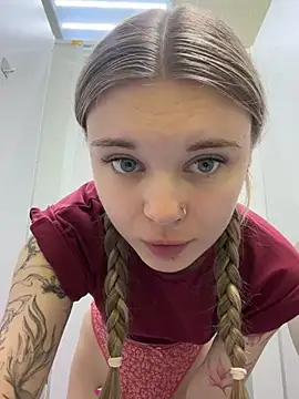 -MiaKitty - Throw pants at sink & spank ass outdoor