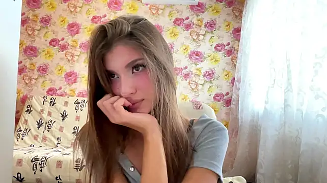 Lerchek_Wia - Show me my bra