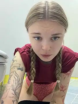 -MiaKitty - Throw pants at sink & spank ass outdoor