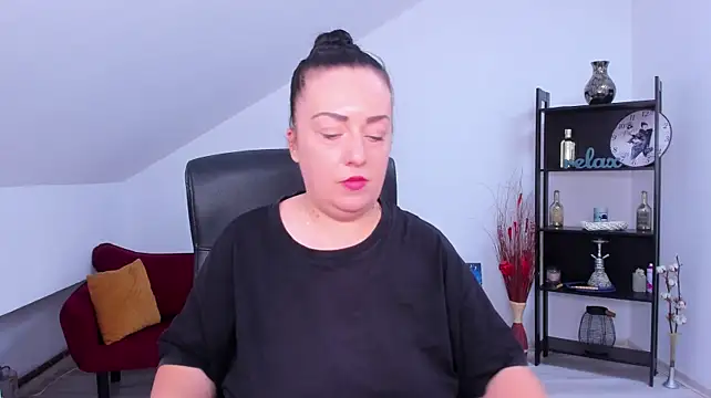 BrendaSkye - BOOBS PLAY NAKED