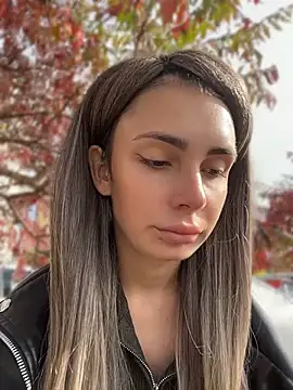 SandraCarter - Play with nipples in public