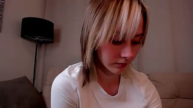 Fappershy - Handbra massage<3