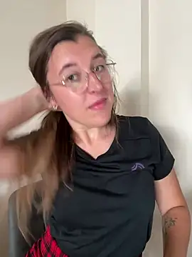 AlinaMeiier - Slap your sexy Ass 6 x 👋