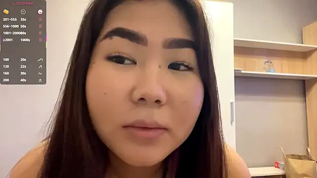 HikkoSinu - A hot kiss for the cam