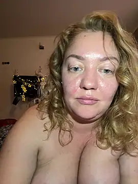 BBBWOOW - ✨tits play ✨