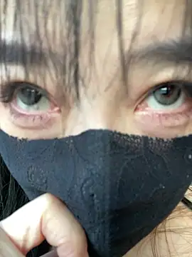Xiao-mo520 - 美导老师下班兼，咖啡厅偷玩小粉，刺激，超敏感体质，完成目标脱内衣5分钟，不分场合