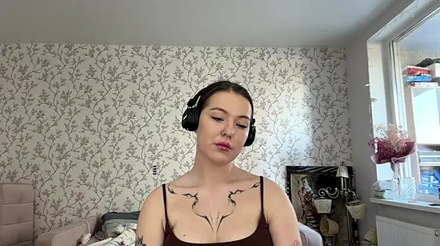 ElizbethPizza - Send ass picture to last tipper