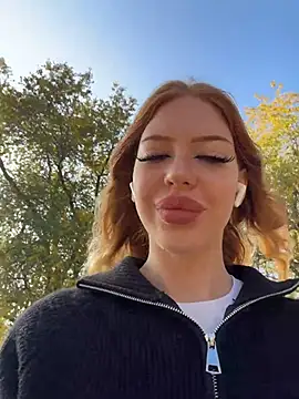 Jean_Graay - flash my sweet naked tits