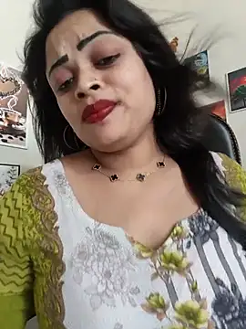 Pinky-2 - Oiling My Sexy Pussy Hole