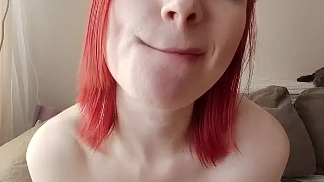 JolynMulholland - Lift towel and tease you with my ass