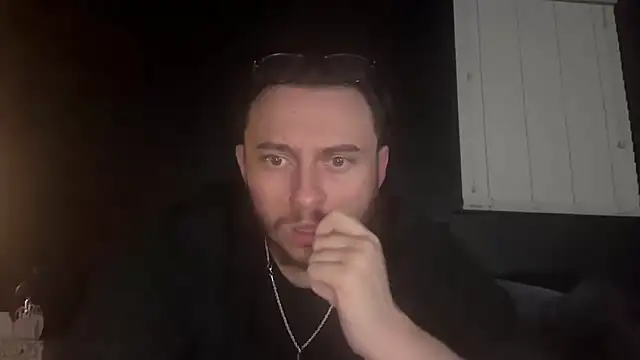 Hungandcloudy - HUGE CUMSHOTTT