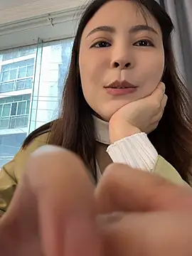 YaoYao8888 - 脱掉内衣直播2分钟