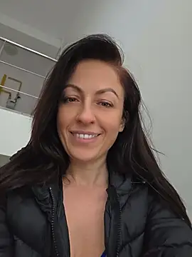 Risky_woman - FRONT STRANGERS NAKED SQUIRT win whatsp