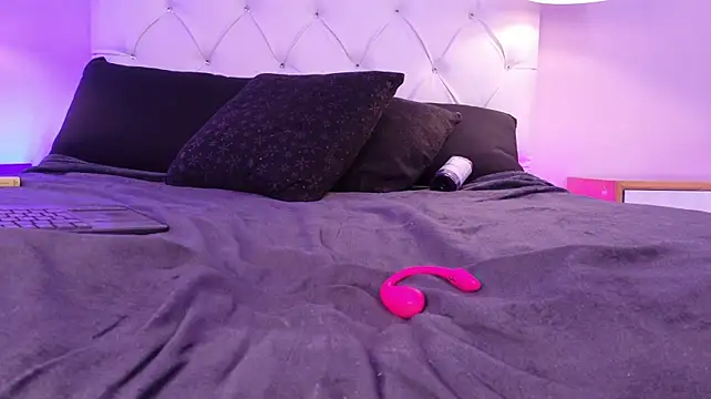 Mistyy_01 - RIDE DILDO COWGIRL