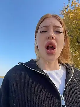 Jean_Graay - flash my sweet naked tits