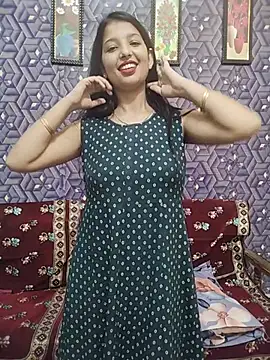 Queen_Rosyy