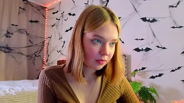 LacieEverding - Lick sweet lips