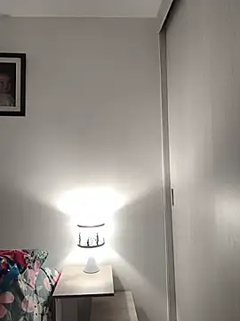 Kat_paradise - Domi clit 😋 x 3 mins