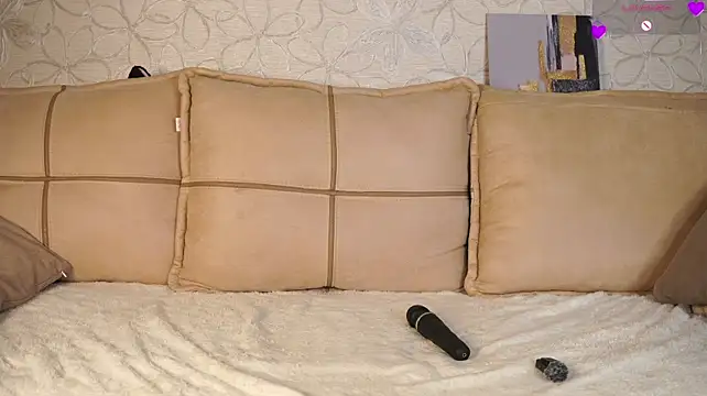Velmessa - close up pussy+every 100 tkn flash pussy