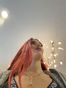VixenRosse - Intense pulsing on my clit🔥