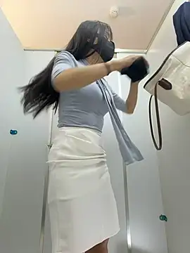 Xiao-Lin - 户外男厕假阳具抽插2分钟