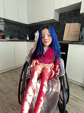MiniSophiaa - Show pussy close up 5min