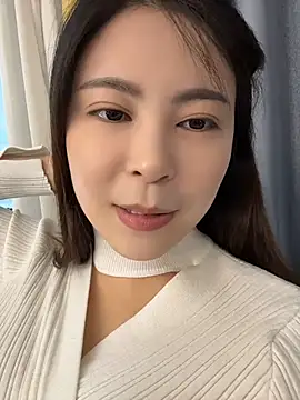YaoYao8888 - 脱掉内衣直播2分钟