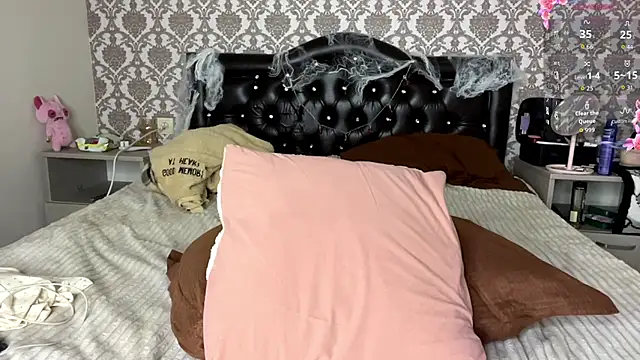 MadalynNosel - lower cam