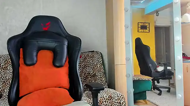 VeronikaDream - flash pussy