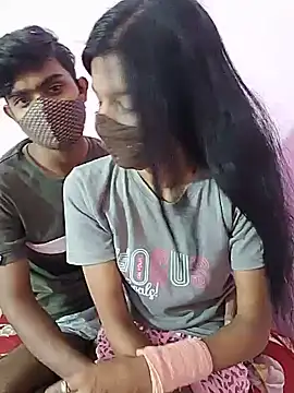 Hotty_couple12 - Boobs show baby 💧
