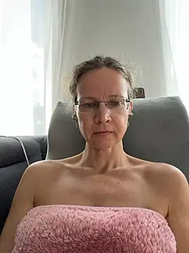 AnnikaRose - Naked Orgasmus