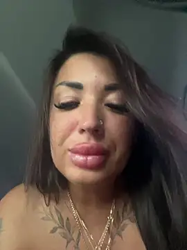 RuslanaXX - Ride toy and squirt