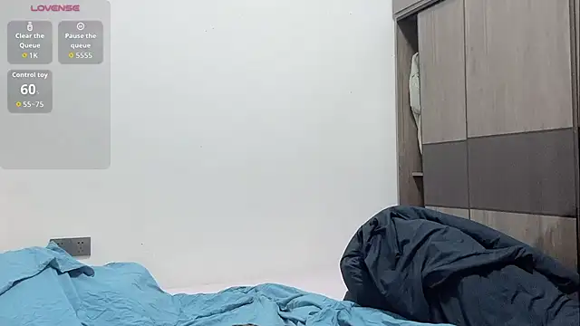 Olivia_0919 - 不开票 最后完成目标的哥哥指定300以下菜单只 接私秀和专属