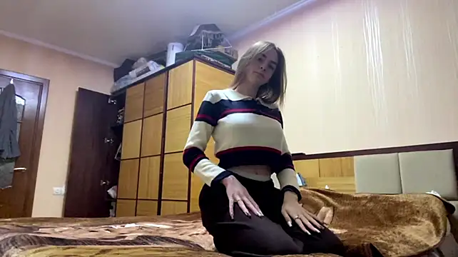 Selianderol - touch me more under my Shirt!