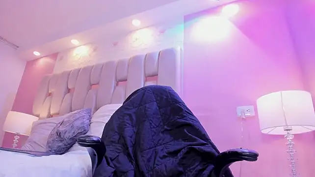 Kailyhillerr - show pussy