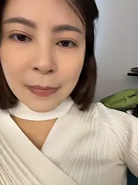YaoYao8888 - 脱掉内衣直播2分钟