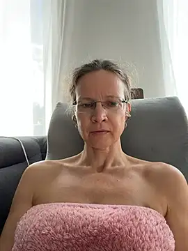 AnnikaRose - Naked Orgasmus